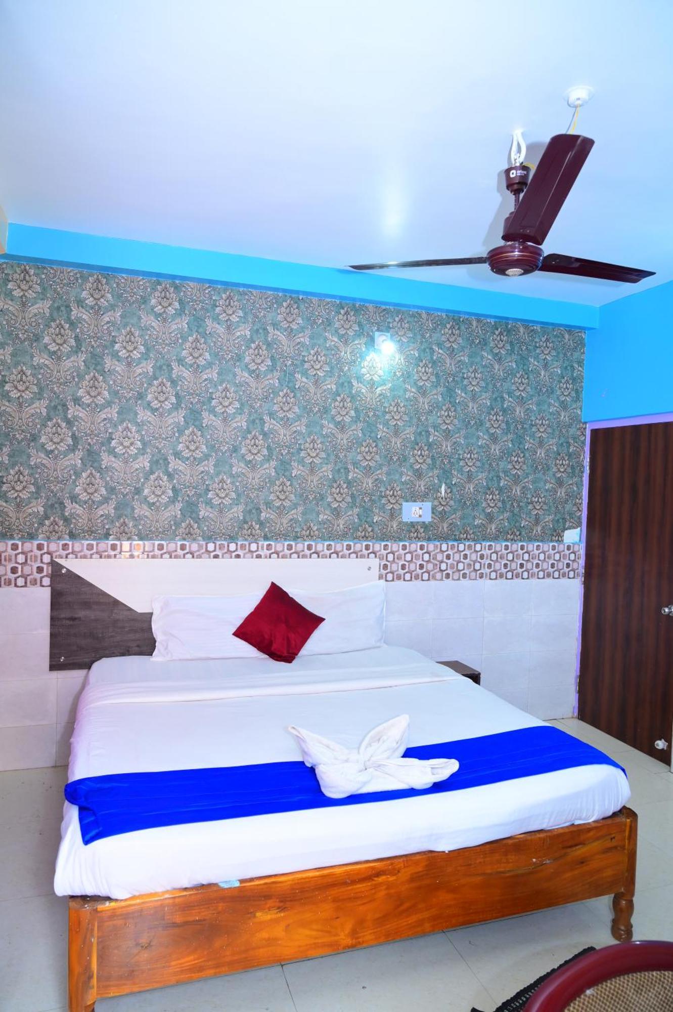 Mor Hotel Beach Heaven-স্বর্গদ্বার গোল্ডেন বিচ এবং মন্দিরের কাছে হোটেল বিচ হেভেন- Near Golden Beach & Temple Best Selling & Best Choice Of Travellers Puri Exterior foto